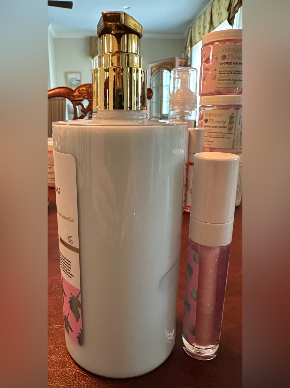 AMINNAH “Unicorn Dreams” Set/2 Body Lotion 8oz & Lip Gloss NEW - Picture 2 of 3